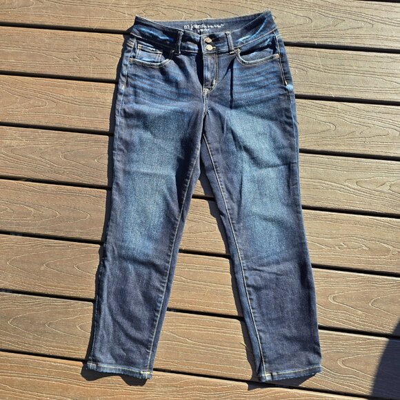 Maurices M Jeans mid-rise, Like new, size M - Picture 1 of 6